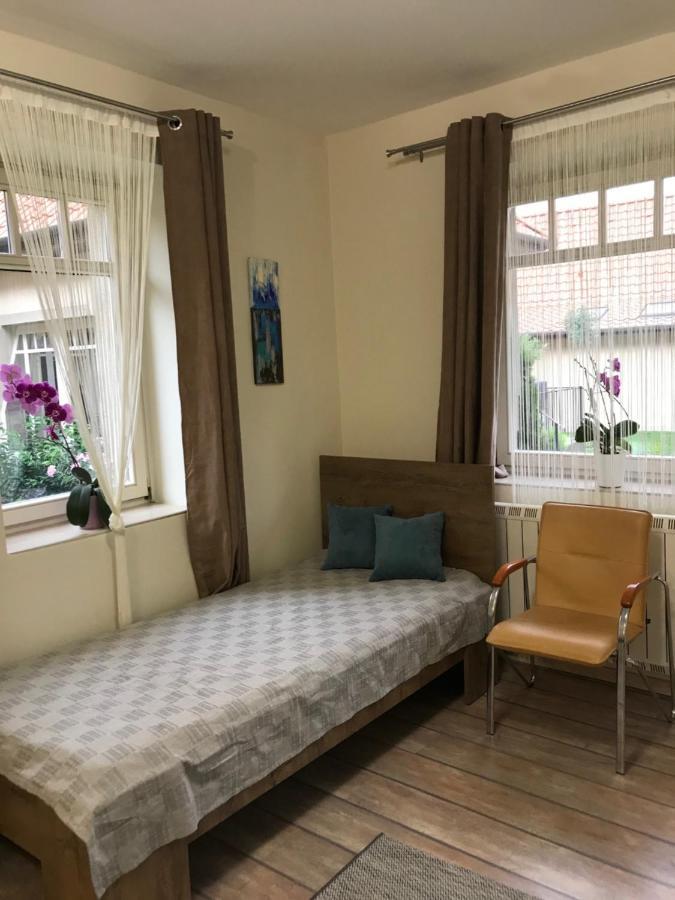 Vino Apartman Eger Extérieur photo